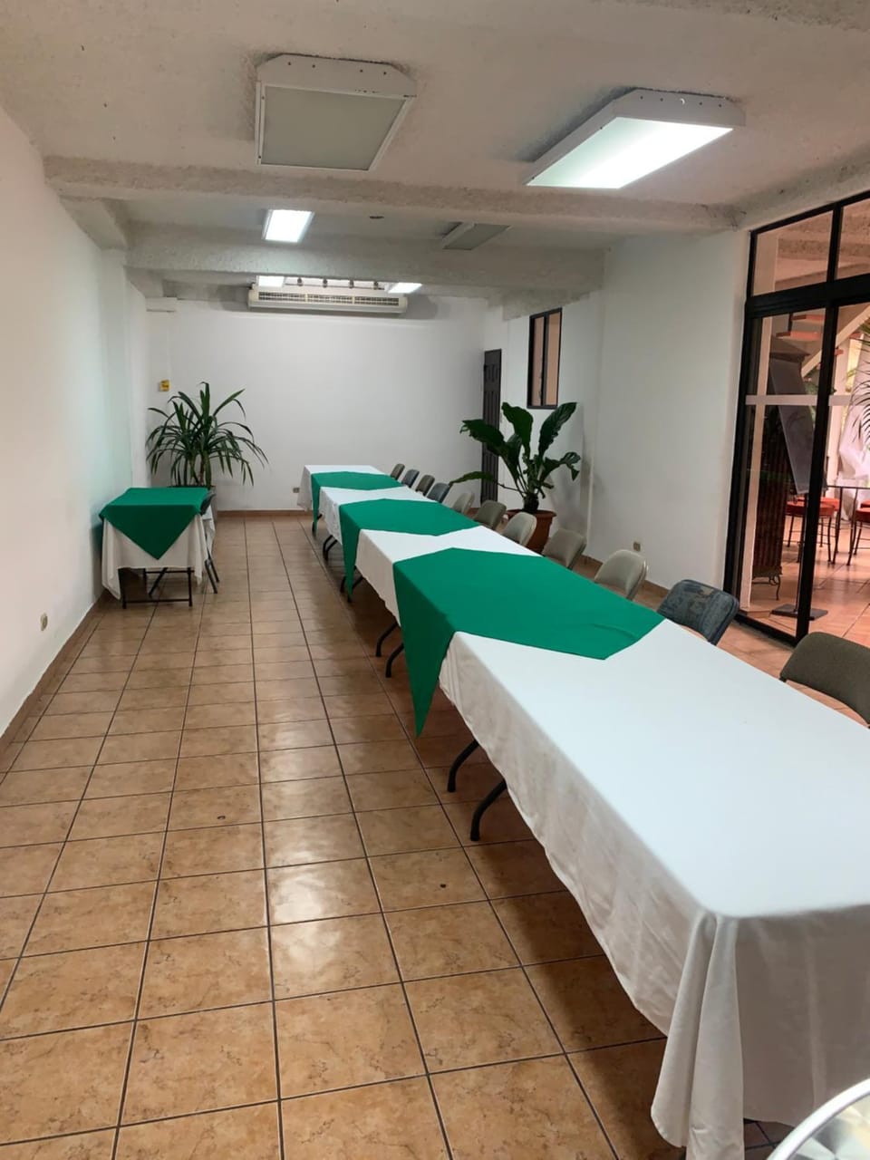 Meeting/conference room