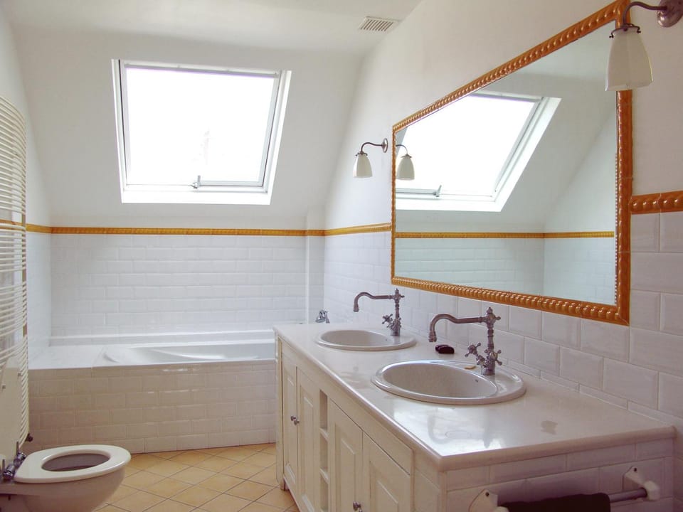 Louise Chatelain suites Bed and Breakfast in Ixelles