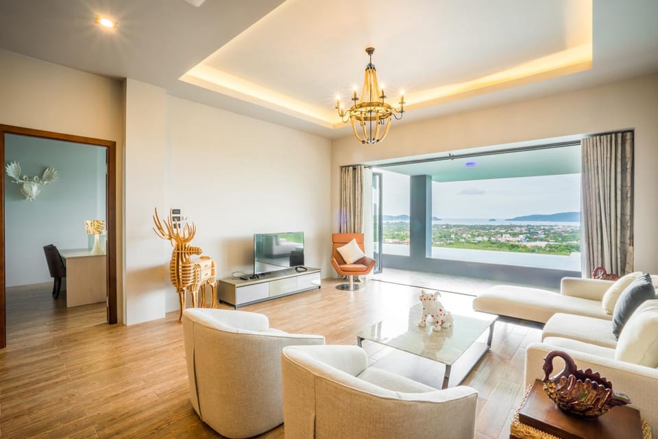 Living room, Decorative detail, Pool view, Sea view