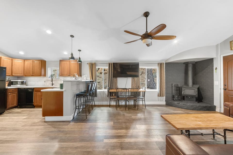 Living room, Dining area, flat iron, kitchen