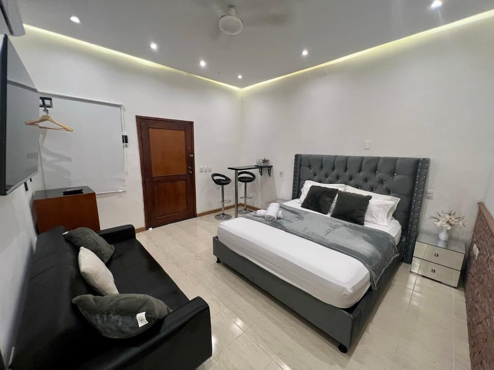 Luxury Suite Room Bed and Breakfast in Cartagena