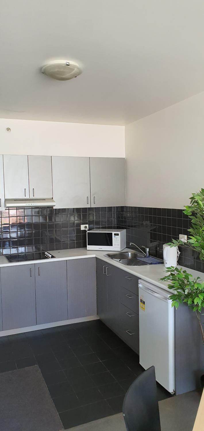 2 bedrooms CBD FREE Tram apartment (Melb Central, China Town, Queen Victoria Market, Melbourne University, RMIT, etc) Apartment in Melbourne