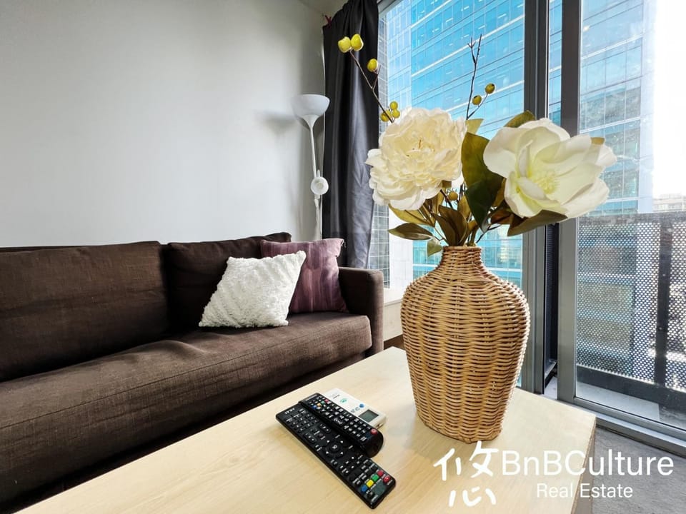 2 bedrooms CBD FREE Tram apartment (Melb Central, China Town, Queen Victoria Market, Melbourne University, RMIT, etc) Apartment in Melbourne