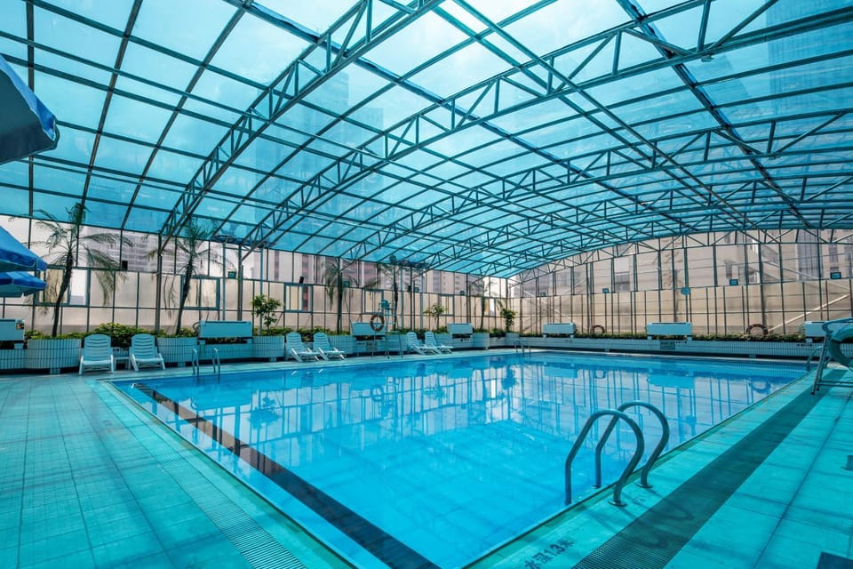 Day, Fitness centre/facilities, Decorative detail, On site, Pool view, Swimming pool