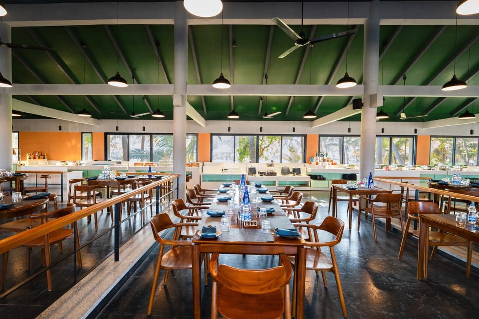 Restaurant/places to eat, Restaurant/places to eat, Breakfast
