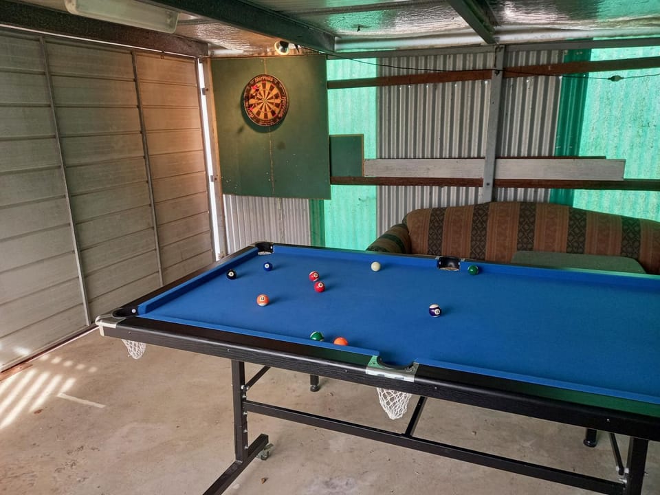 Billiard, Darts, Game Room