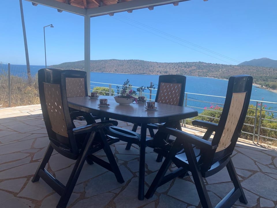 Ageranos seaview house House in Peloponnese Region