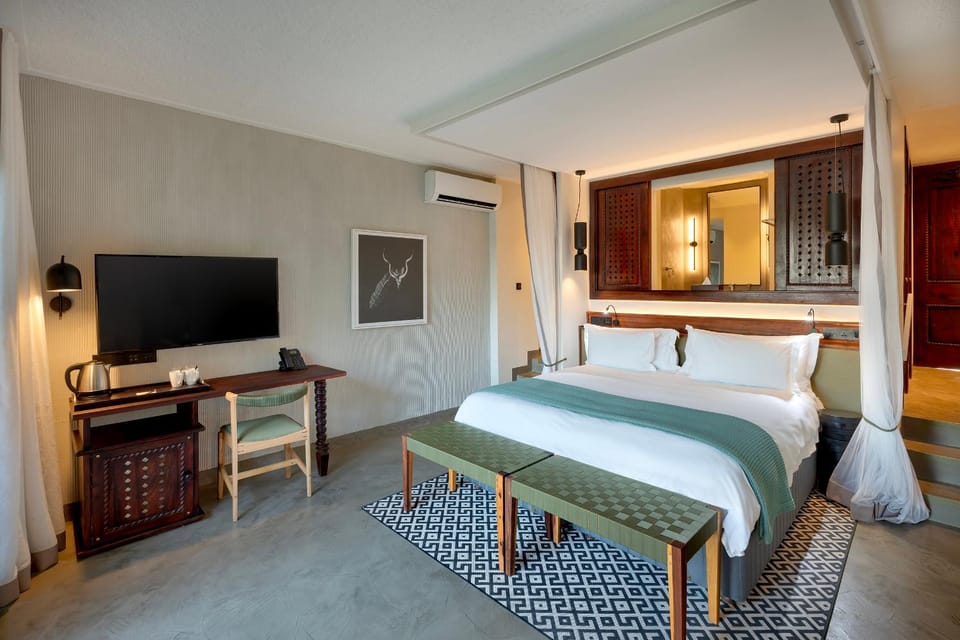 Bed, Photo of the whole room, Bedroom, air conditioner