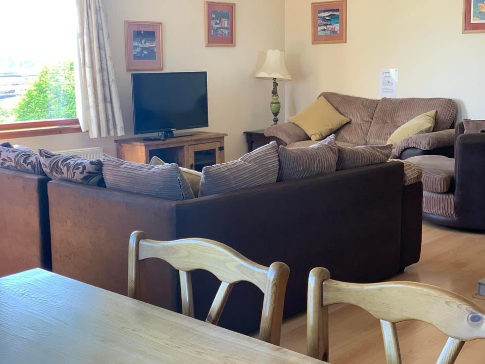 Skye Basecamp Hostel, Broadford Bay, Isle of Skye Hostel in Scotland