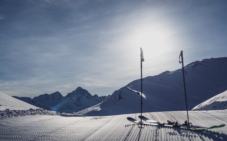 Natural landscape, Activities, Skiing, Skiing, Sports