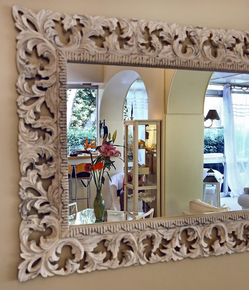 Lobby or reception, Lounge or bar, Decorative detail