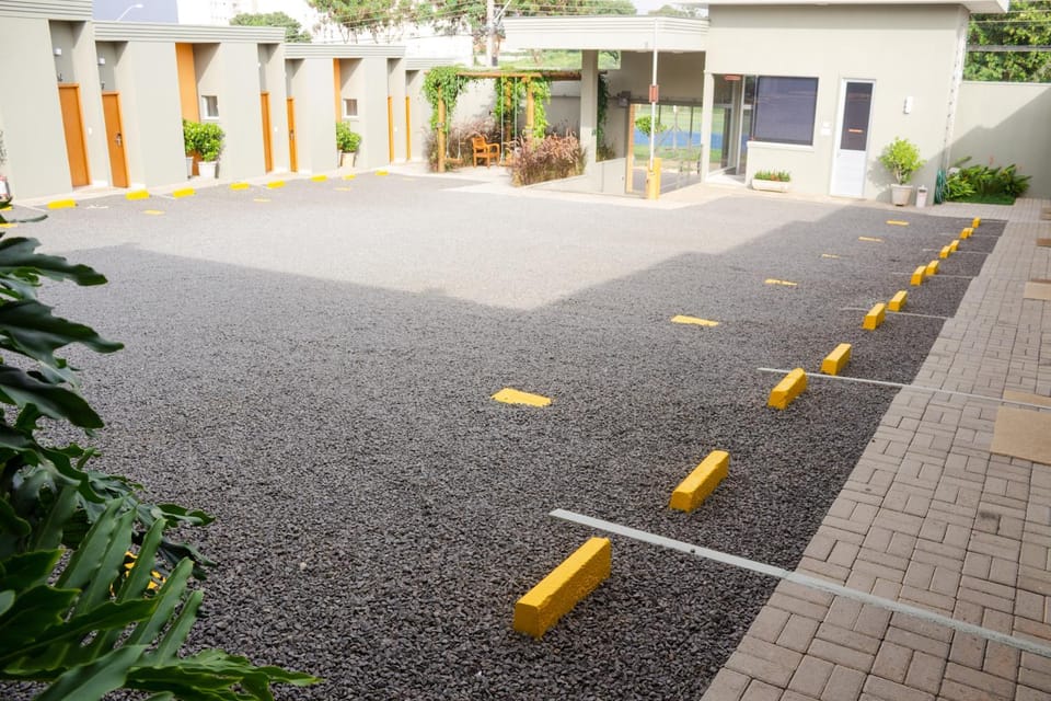 Day, Parking