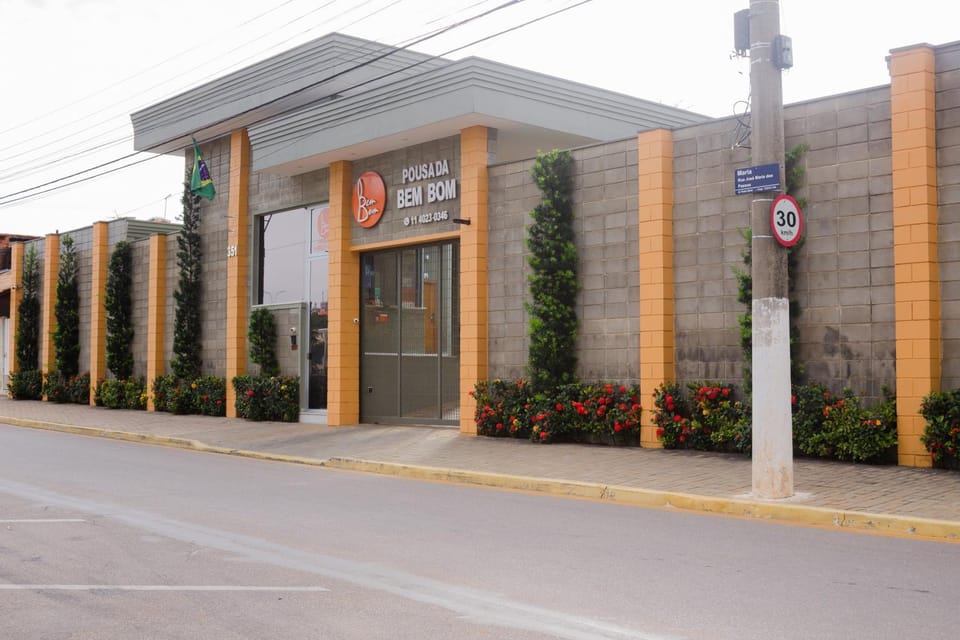 Property building, Facade/entrance, Street view