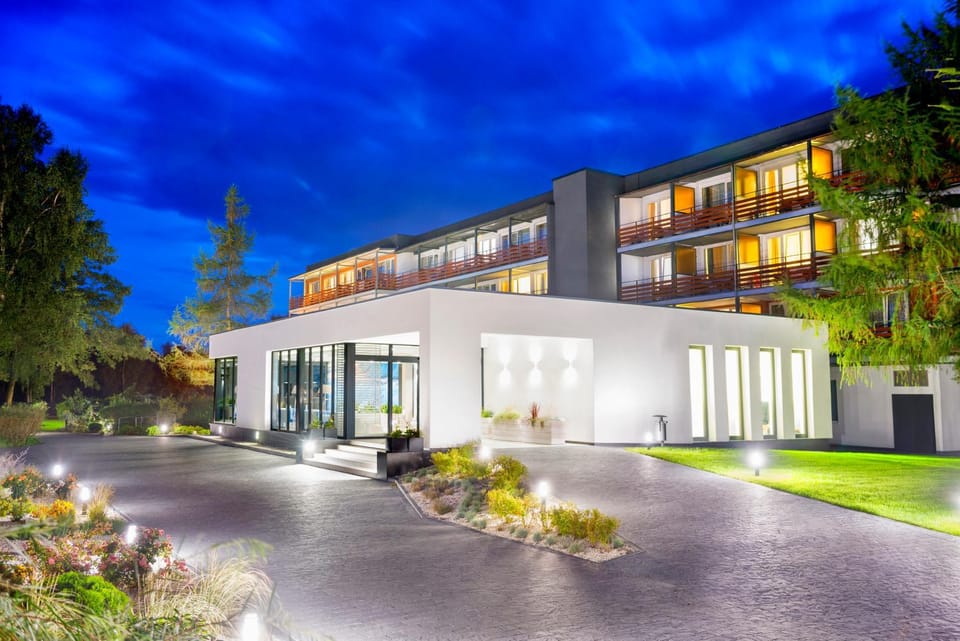 Property building, Facade/entrance, Night, Summer, Garden, Garden view