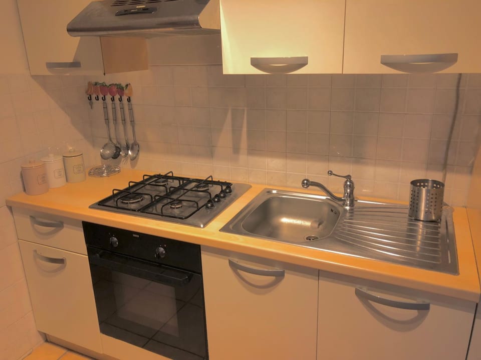 Decorative detail, Communal kitchen