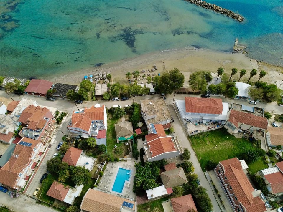 Property building, Area and facilities