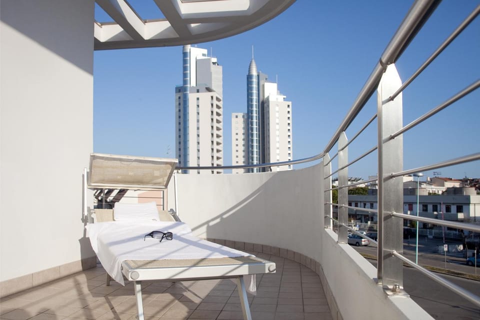 Day, Balcony/Terrace
