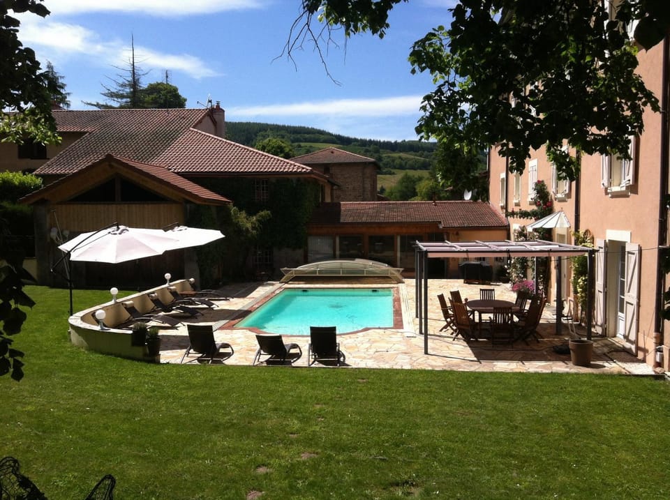 Patio, Facade/entrance, Garden, Balcony/Terrace, Garden view, Pool view