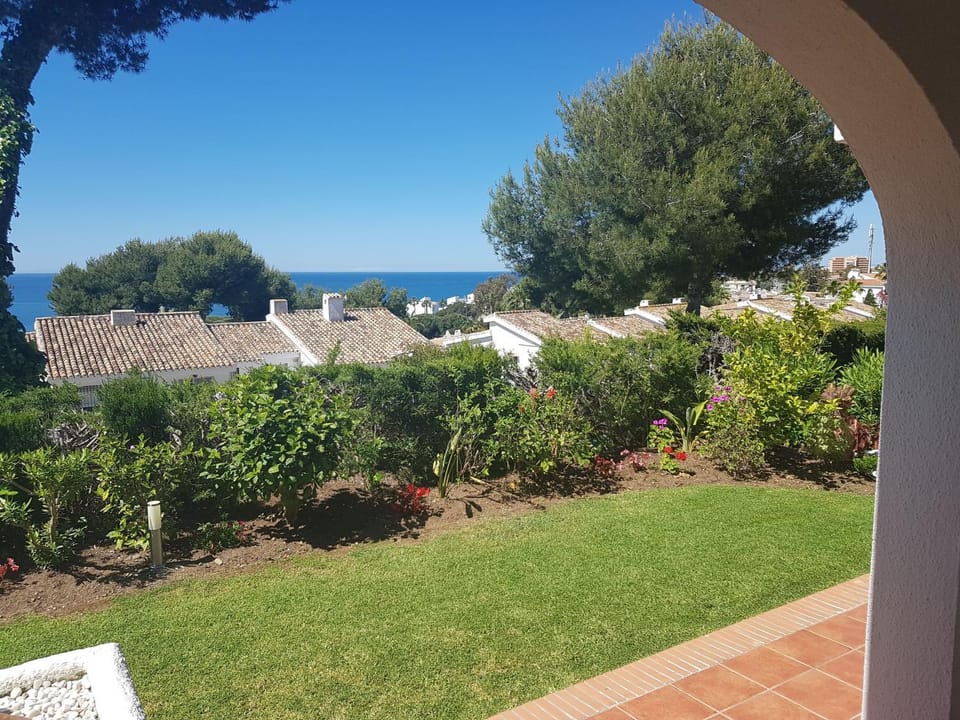 Miraflores spacious garden house Mijas near beach IR33 House in Costa del Sol