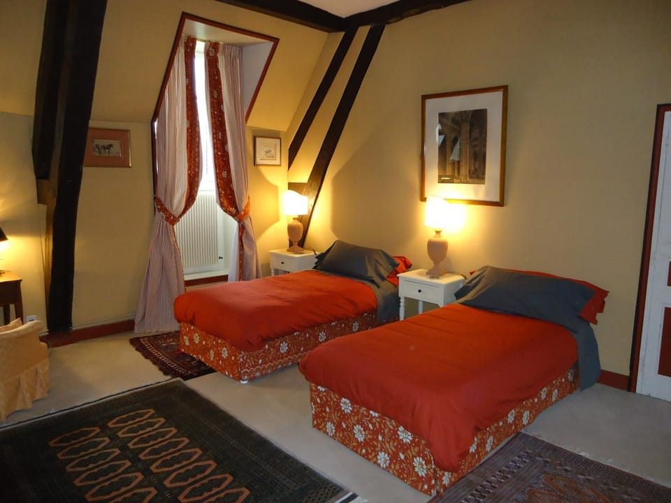Chambres d'Hôtes de Manoir de Captot Bed and Breakfast in Normandy