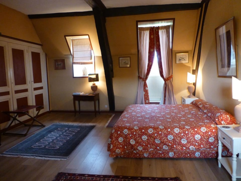 Chambres d'Hôtes de Manoir de Captot Bed and Breakfast in Normandy
