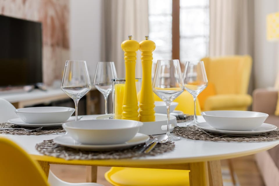 Apartament Lux-Nadrzeczna 5 minut od Deptaka Apartment in Lower Silesian Voivodeship