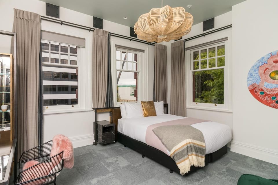 Photo of the whole room, Decorative detail, Seating area, Bedroom