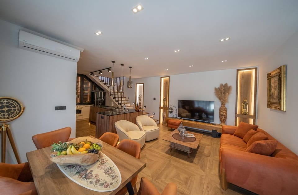 Living room, Photo of the whole room, Dining area, kitchen