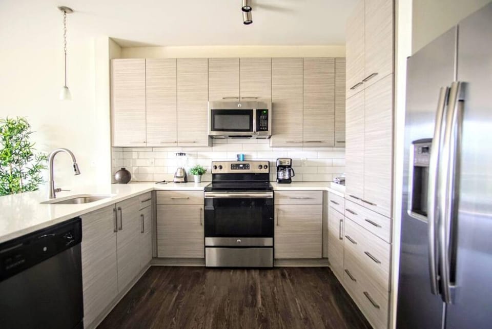 League Flats Uptown at West Trade Street Apartment in Charlotte