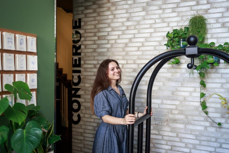 Lobby or reception, concierge