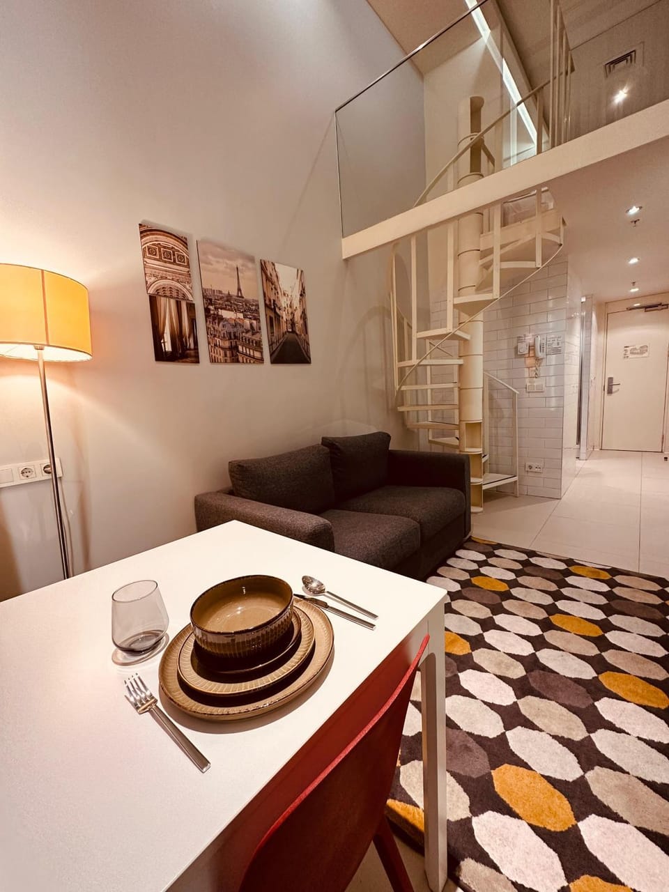 Living room, Dining area