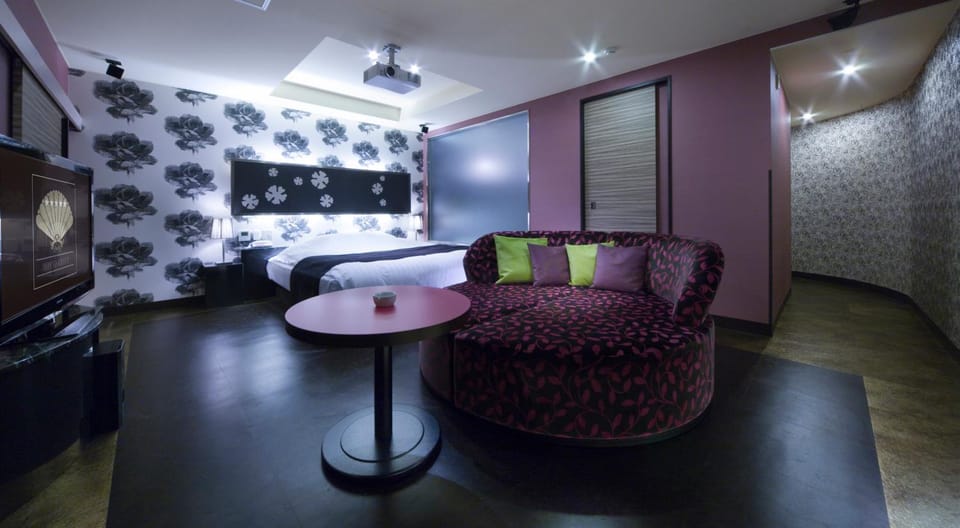 Hotel Glow Yokkaichi (Adult Only) Love hotel in Japan