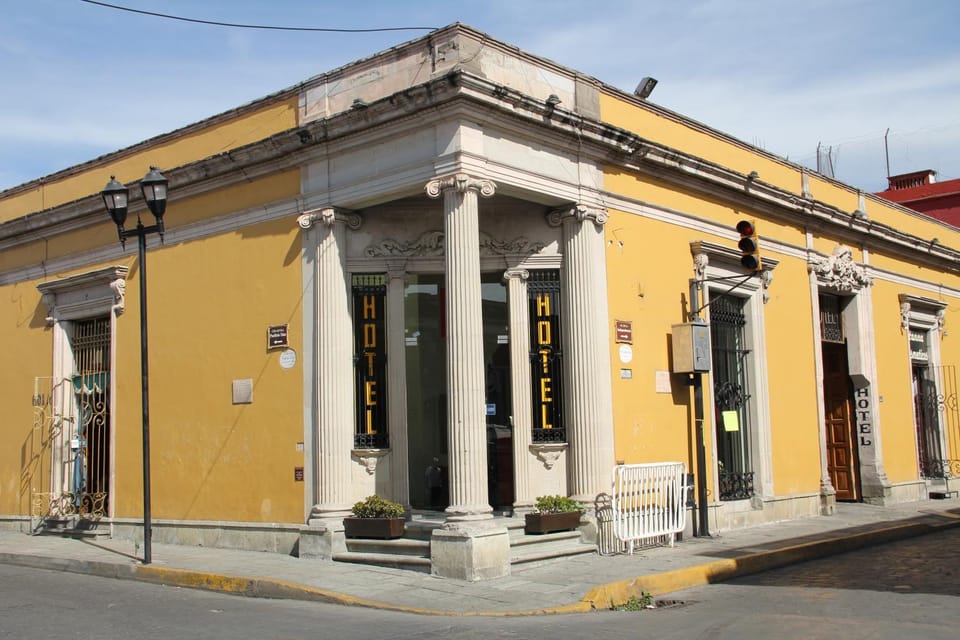 Property building, Facade/entrance