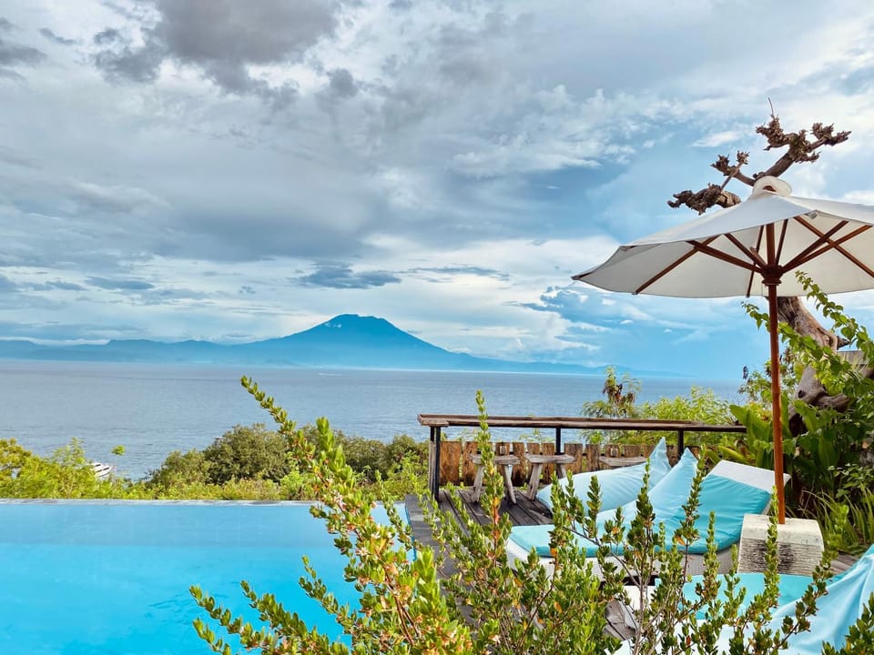 Day, Natural landscape, Mountain view, Pool view, Sea view, Swimming pool
