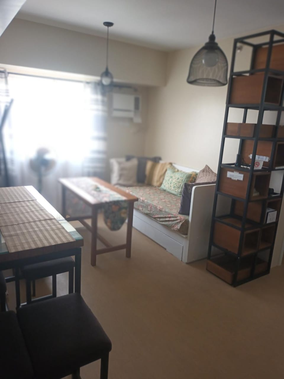 NICE CORNER AYALA 1 bedroom condo at heart of DAVAO CITY with hi speed wi fi internet Apartment in Davao City