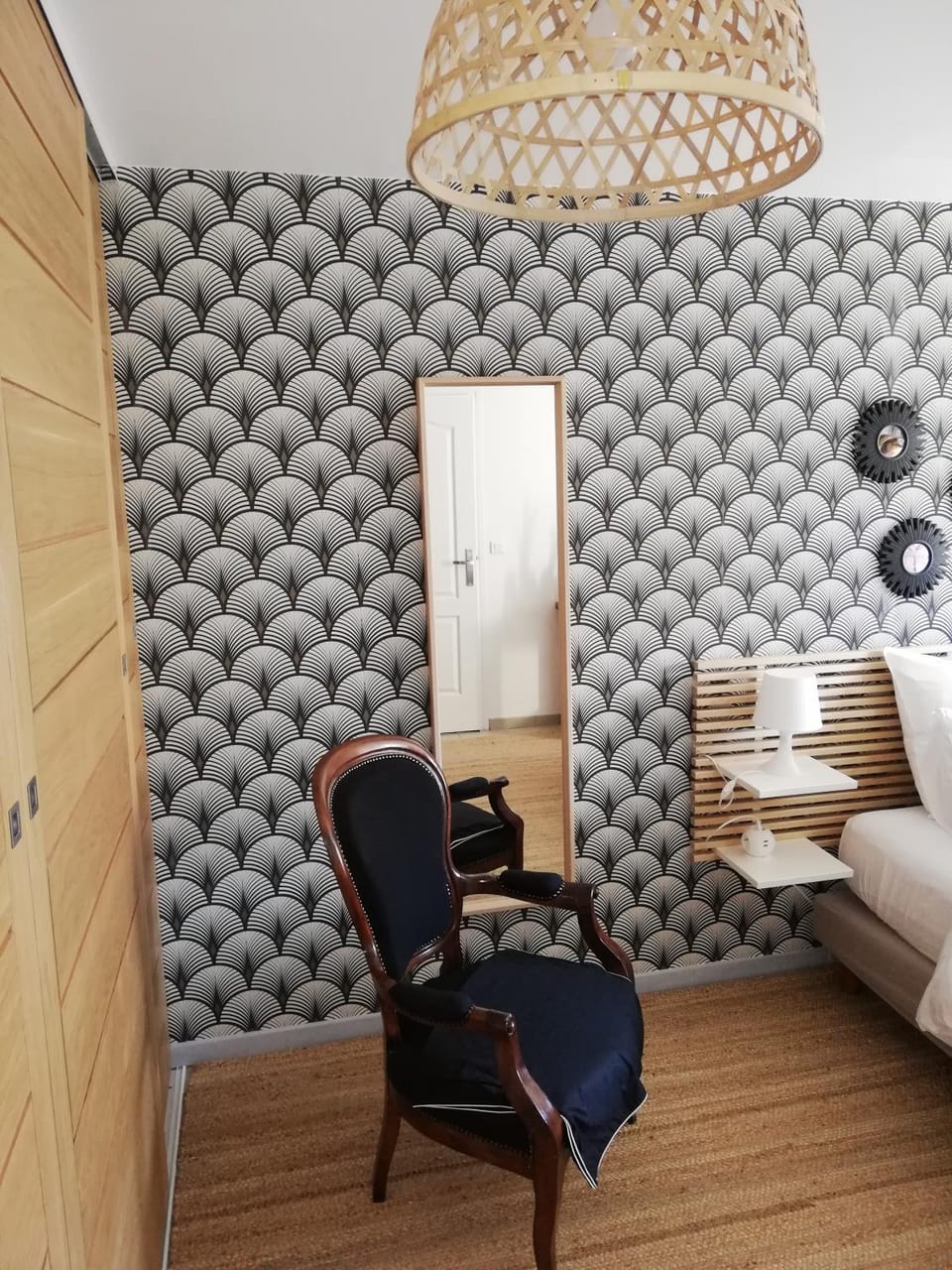 TV and multimedia, Decorative detail, Bedroom