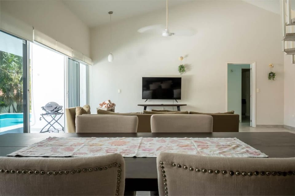 3BR Casa Matuk I Steps from Spectacular Beach I Private Pool House in Playa del Carmen