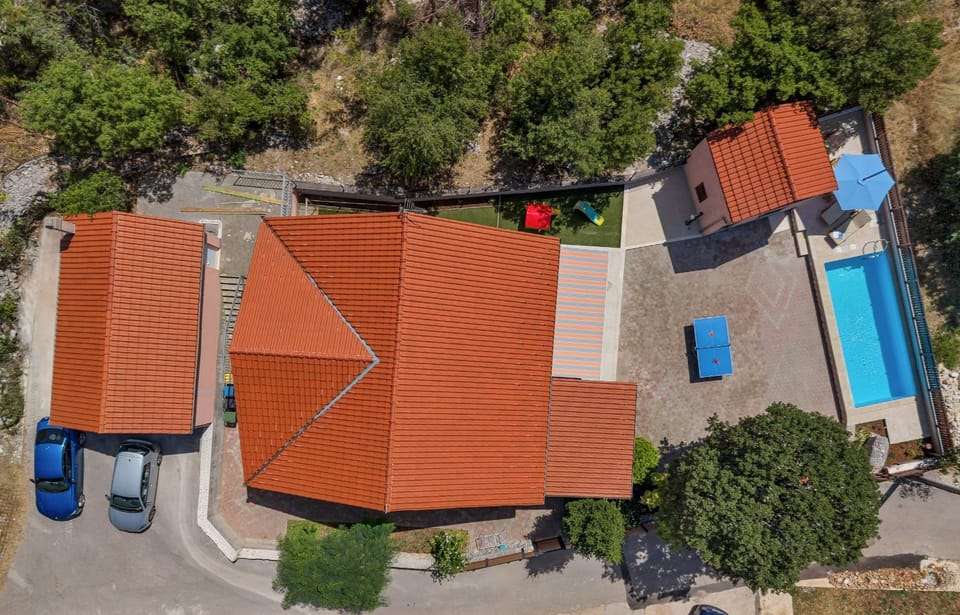 Villa Calma Biokovo near Makarska House in Split-Dalmatia County