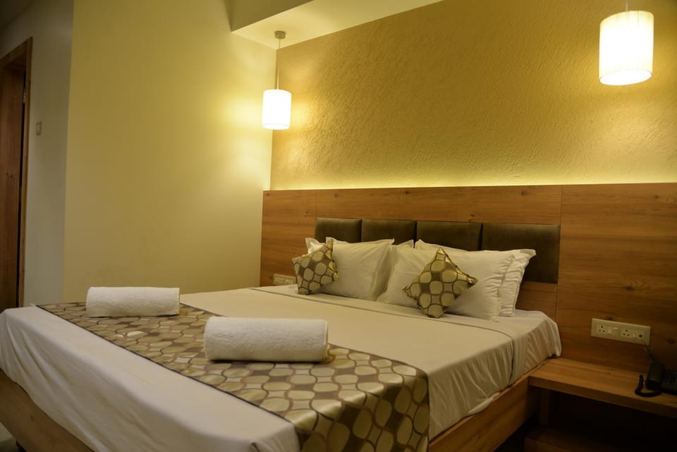 D-ADDA Hotel in Maharashtra
