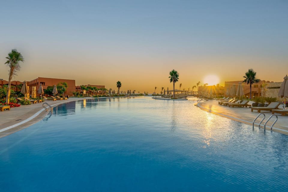 Pool view, Swimming pool