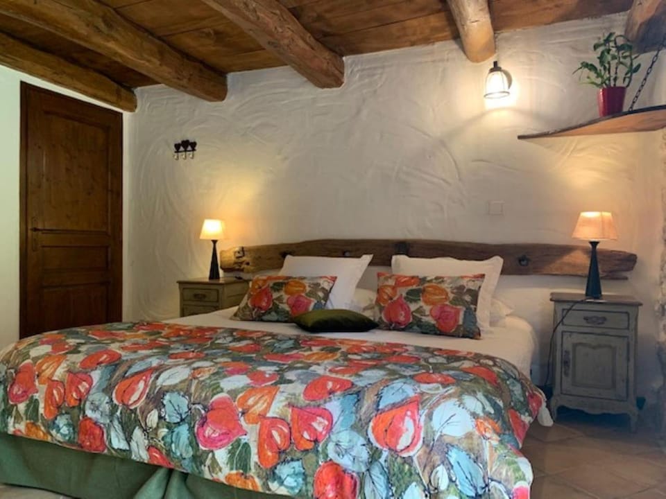Maison d'hôtes La Bageatière - Lac d'Aiguebelette Bed and Breakfast in Auvergne-Rhône-Alpes
