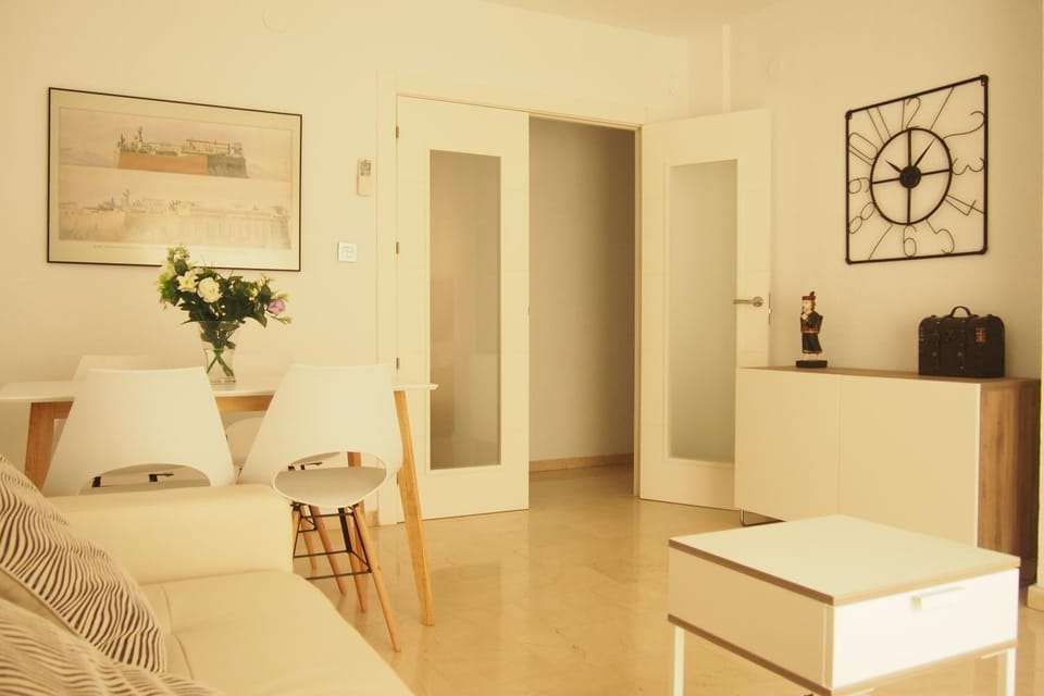 Living room, Lounge or bar