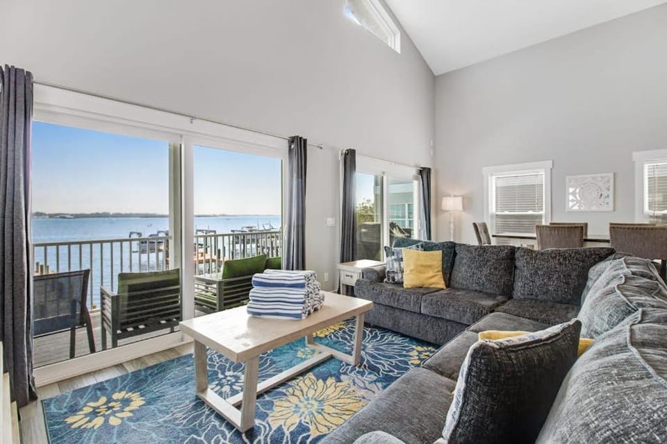 Bridgeview Retreat House in Bradenton Beach