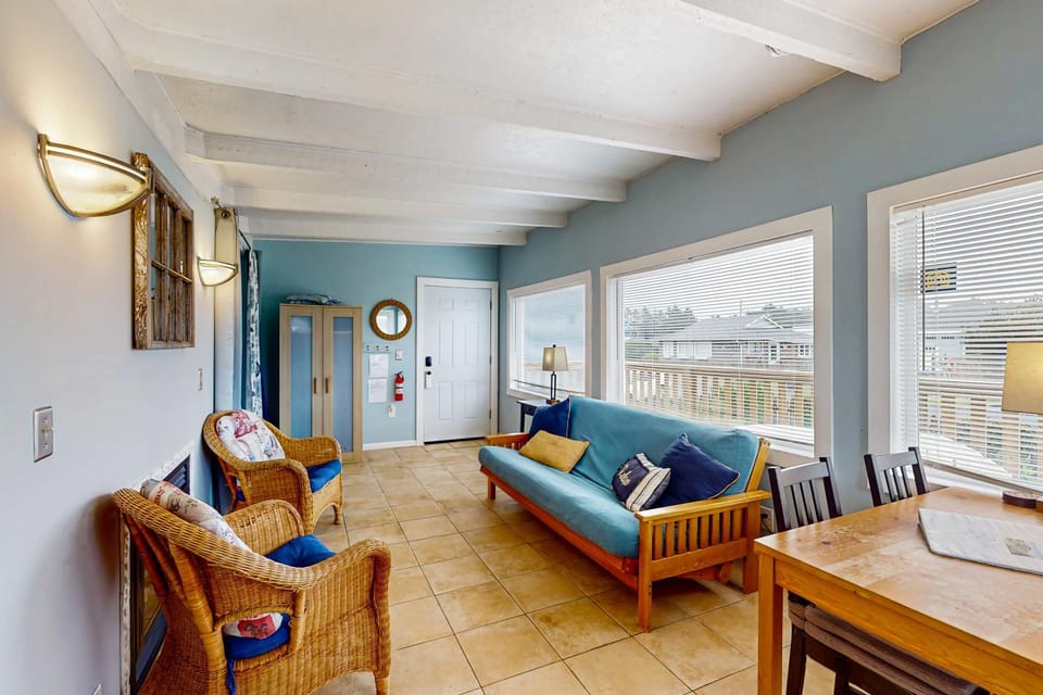 Periwinkle House in Pacific Beach
