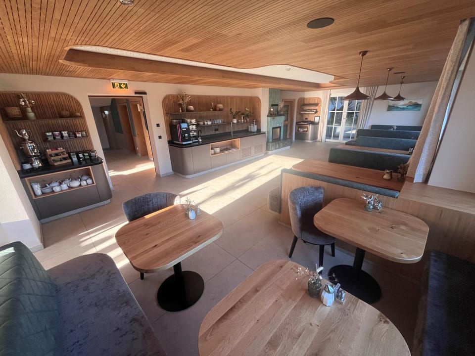 Restaurant/places to eat, Breakfast