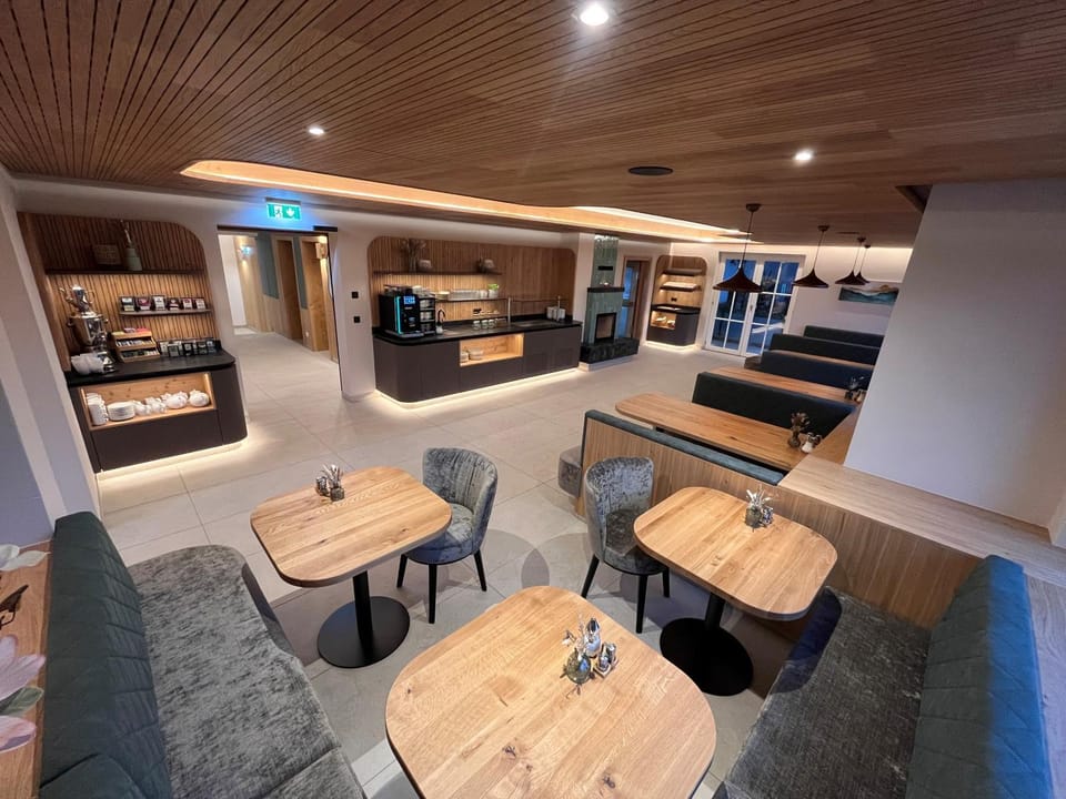 Restaurant/places to eat, Breakfast
