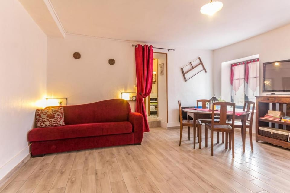 Le Gîte du Lavoir House in Centre-Val de Loire