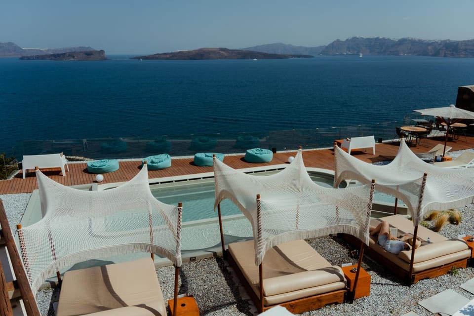 View (from property/room), Pool view, Swimming pool