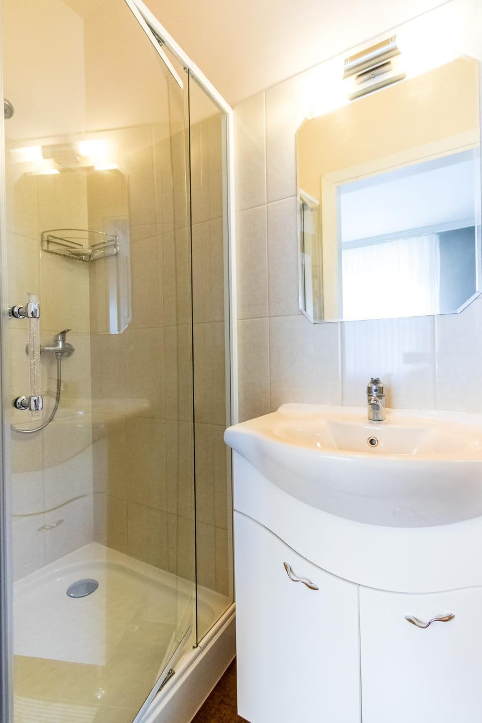 Leander Apartman Apartment in Siófok