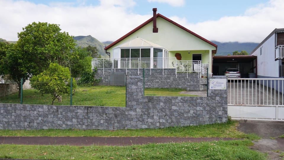 L'Idolivier House in Réunion